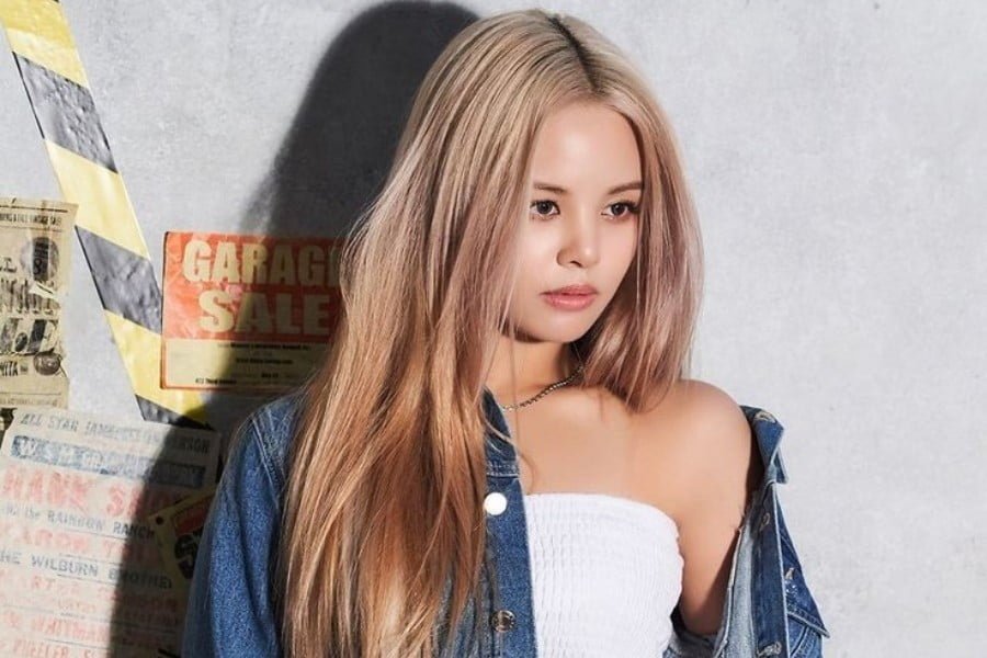 تكنهات مستخدمي الأنترنت حول مغادرة سورن فرقتها CLC و وكالتها