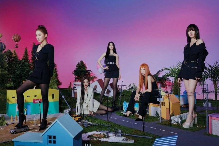 عضوات Red Velvet في صور تشويقية ساحرة لعودتهن المرتقبة