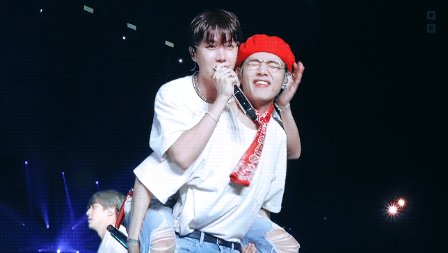 اختبار اي ثنائي bts انت : انت مزيج من عضوين من بتس من هما  ؟