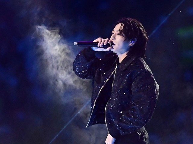 اختبار كم تحب جونغكوك من bts ؟ للستان الحقيقي فقط