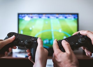اختبار ايف و نيوجينز : انت مزيج من عضوتين ... من هما ؟