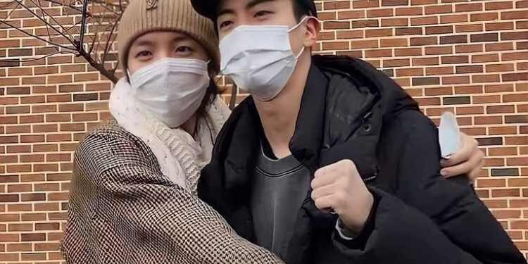 الجيش الكوري يواجه اتهامات بالمعاملة الخاصة لفرقة Bts