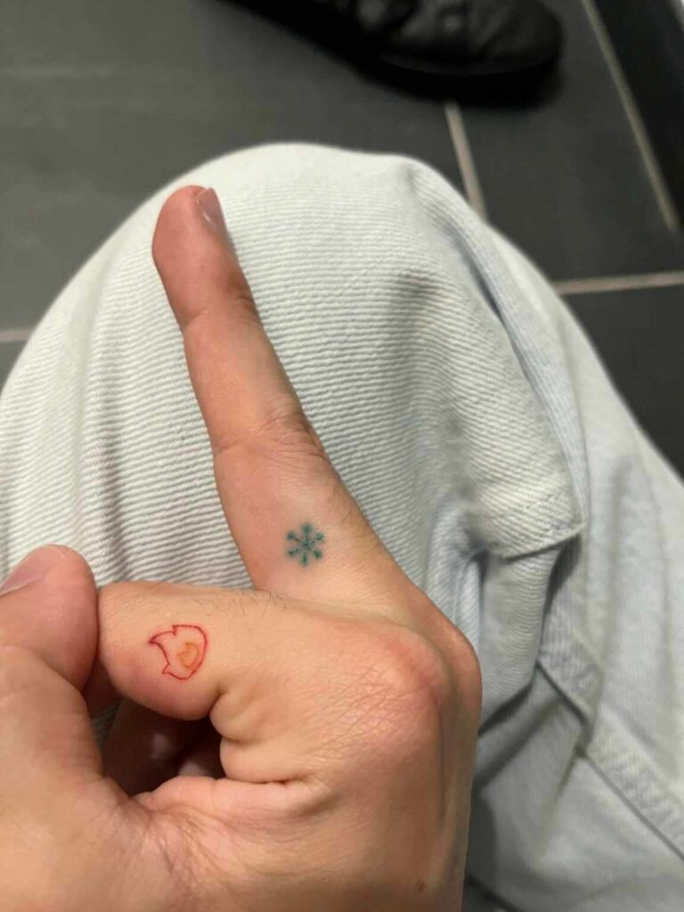 هل قام أحد المعجبين بإيماءة "الإصبع الأوسط" لعضوة ايسبا وينتر ؟