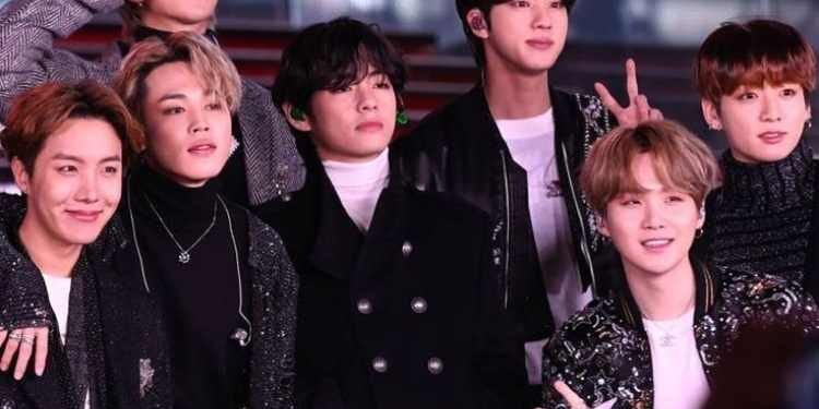 تجنيد جميع اعضاء bts نهاية السنة بما في ذلك تاي و جونغكوك