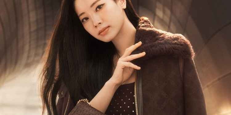 تسمية داهيون من توايس سفيرة للعلامة التجارية مايكل كورس