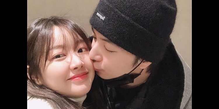 عضوة gugudan السابقة ميمي و ثاندر MBLAQ سابقا " يتواعدان سرا لأربع سنوات و يخططان للزواج !! "