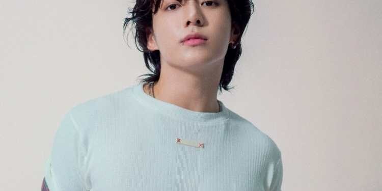 "لقد سرق جونغكوك قلوب كل الفتيات هذا الصيف" : نقاش مستخدمي الانترنت