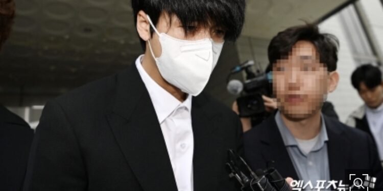 حكم على الايدول رافي بالسجن لمدة عام واحد مع المراقبة لمدة عامين