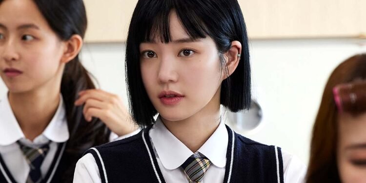 اتهام الممثلة لي يوبي بالتصوير غير القانوني قبل 3 سنوات : آراء الكوريين