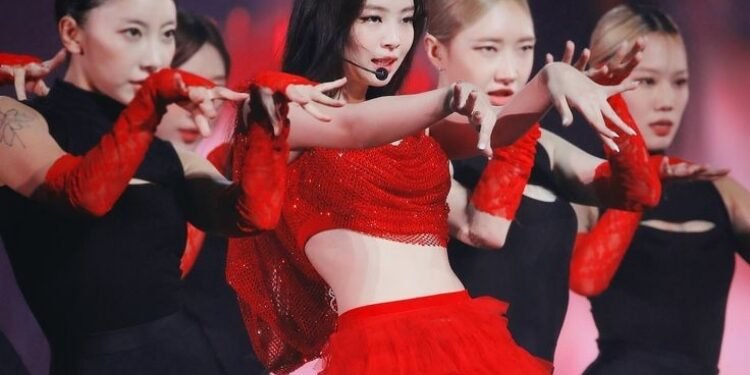 جيني اكثر شعبية في و جاذبية في كوريا : آراء الكوريين