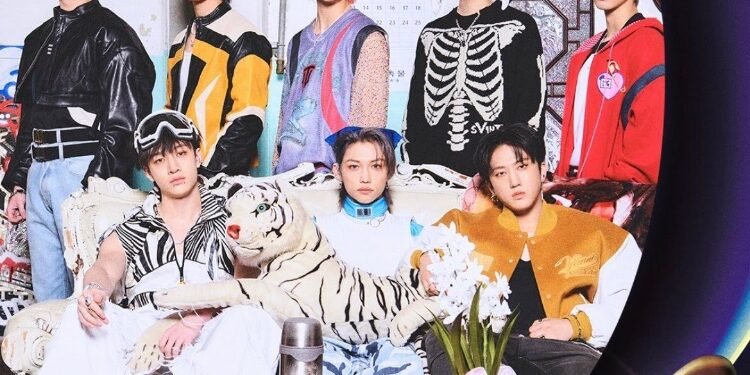 ستراي كيدز تصبح أول فرقة كيبوب من الجيل تفوز بجائزة رئيس الوزراء