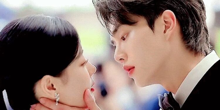 سونغ كانغ و كيم يو جونغ في اعلان تشويقي لمسلسل "شيطاني " : الآراء