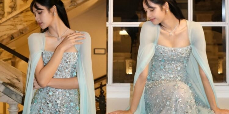 تبدو ليسا مثل ايلسا بفستان للمصمم اللبناني جورج حبيقة