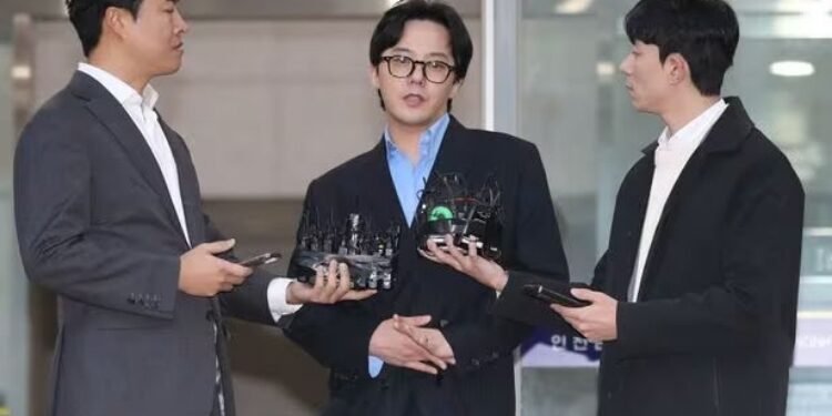 جيدراغون حلق شعر جسده بالكامل باستثناء شعره ,اتهامه بتدمير الأدلة : آراء الكوريين