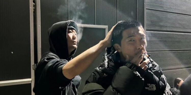 نامجون من bts يدخن : آراء الكوريين