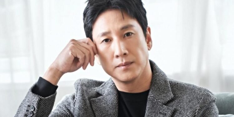 وفاة الممثل لي سون جيون : أسباب الوفاة و غضب المعجبين
