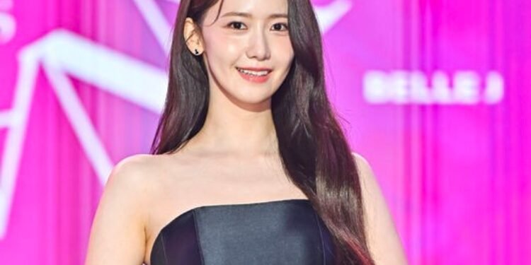 يونا من جيرلز جينيرشن تجدد عقدها مع SM للمرة الثالثة : آراء الكوريين