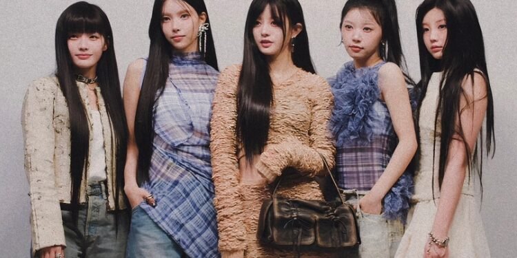 اتهام هايب بتوظيف حشد للترحيب بفرقة ايليت في اسبوع الموضة باريس