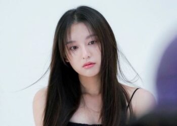 كيم جي وون تقرير : مسلسلات , افلام , الطول , العمر , الانستغرام