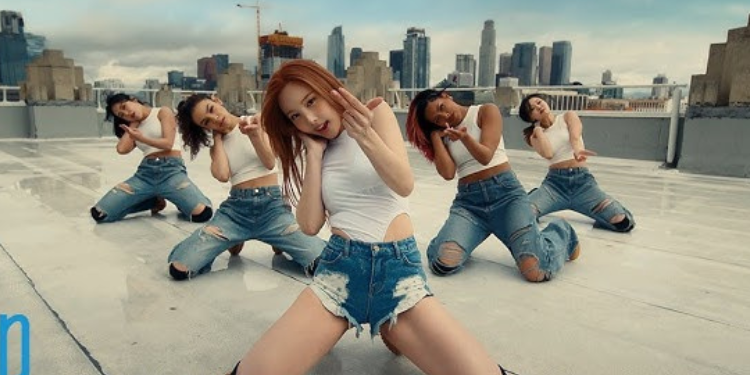 تعود نايون لأول مرة مع ألبوم NA و أغنية ABCD مع الترجمة : آراء الكوريين