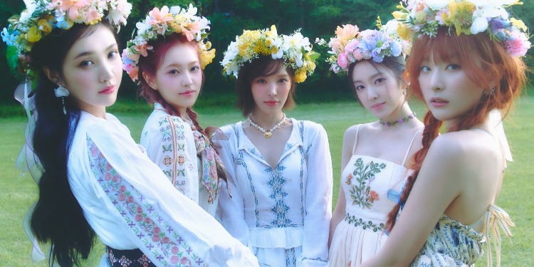 عادت ريد فيلفيت مع Cosmic ( الترجمة ): آراء الكوريين