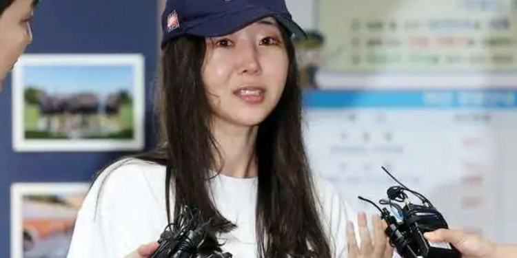 ترد ADOR على مزاعم تغطية مين هيجين لقضية التحرش الج*سي الداخلية