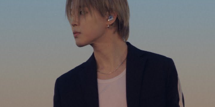 أداء مباشر لـ جيمين Rebirth + Slow Dance مع صوفيا كارسون : آراء الكوريين