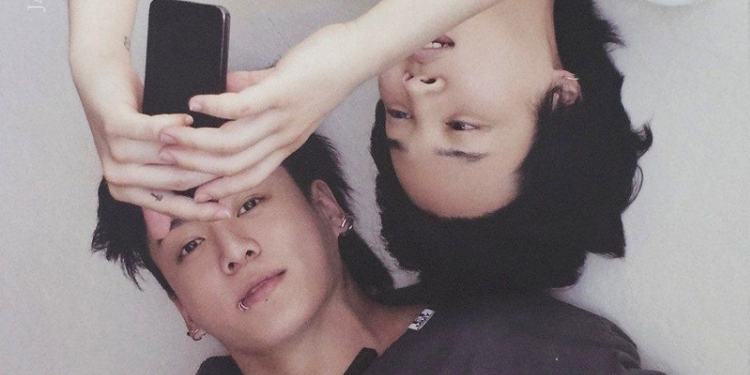 جيمين و جونغكوك اكثر عضوين مقربين في فرقة بتس " توأم الروح الحقيقي"