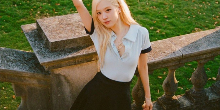 روزي من بلاك بينك تتعرض لانتقادات بسبب إثارة التكهنات حول هوية حبيبها السابق