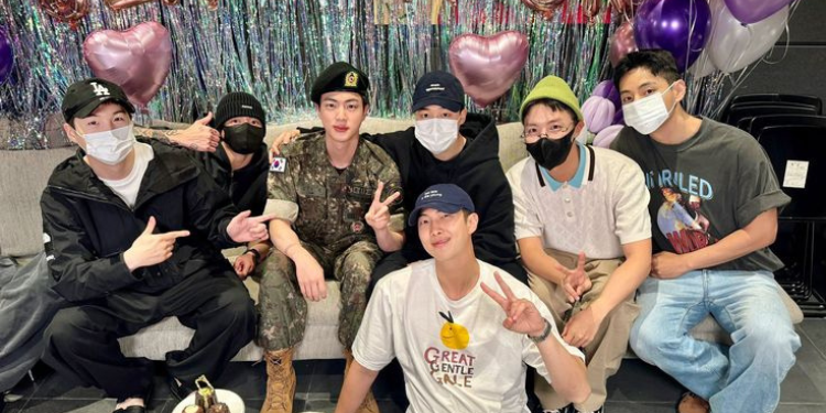 اختبار بتس 2024 التلخيصي: هل تتذكر أبرز أحداث الفرقة ؟