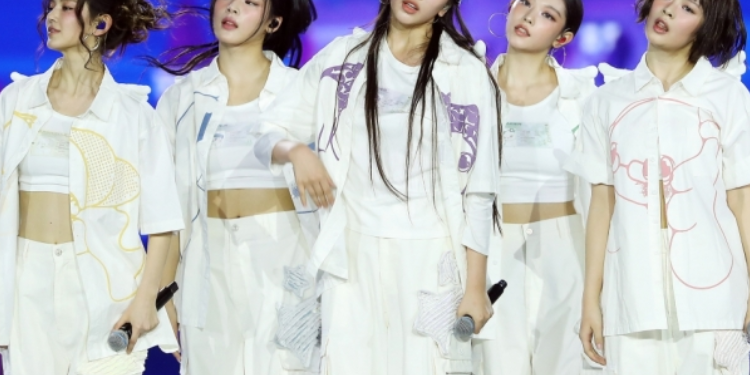 أدور"لا تستخدموا 'NJZ' ولكن استخدموا 'نيوجينز '"… من فضلكم أخبروا الصحافة