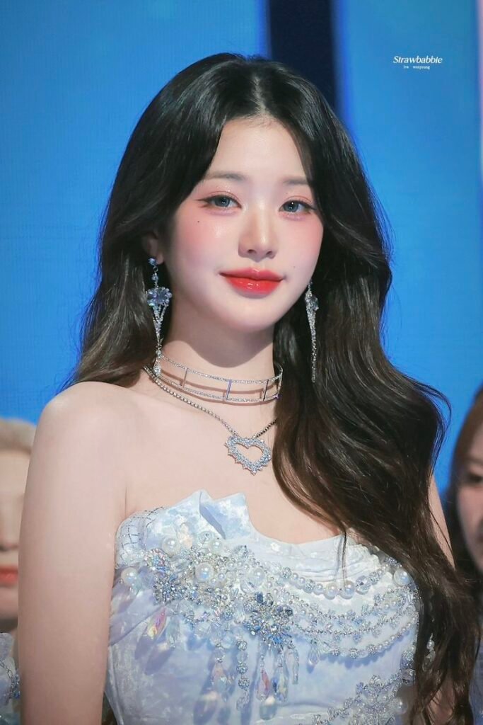 يوجين ضد وونيونغ: من هي آس فرقة ايف؟