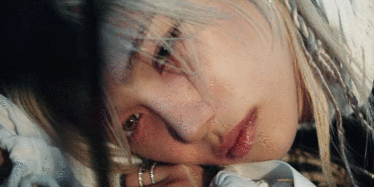 أغنية فيليكس unfair من ستراي كيدز تُرجمت إلى اللغة العربية