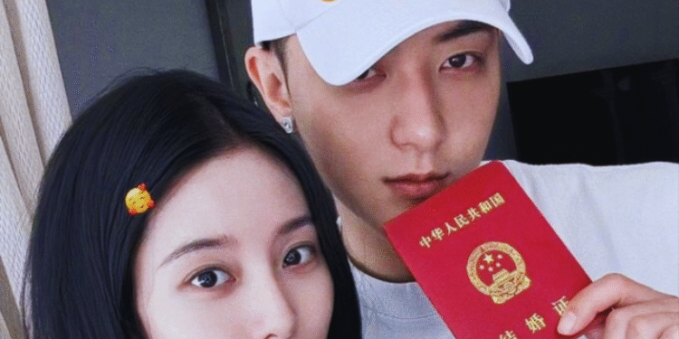 حفل زفاف تاو عضو فرقة إكسو السابق وشو ييانغ في أكتوبر ودعوات للمعجبين