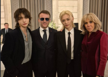 اتهام أعضاء ستراي كيدز بالنفاق بعد هذه الصورة مع الرئيس الفرنسي وزوجته