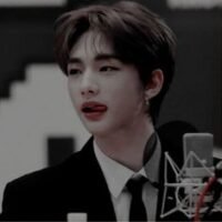 صورة الملف الشخصي من HYUN-JIN